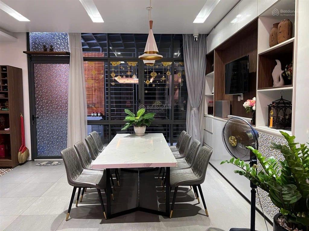 Bán biệt thự hxh dương quảng hàm p6 gò vấp (7.5mx20m)  3 lầu  giá 14.3 tỷ tl