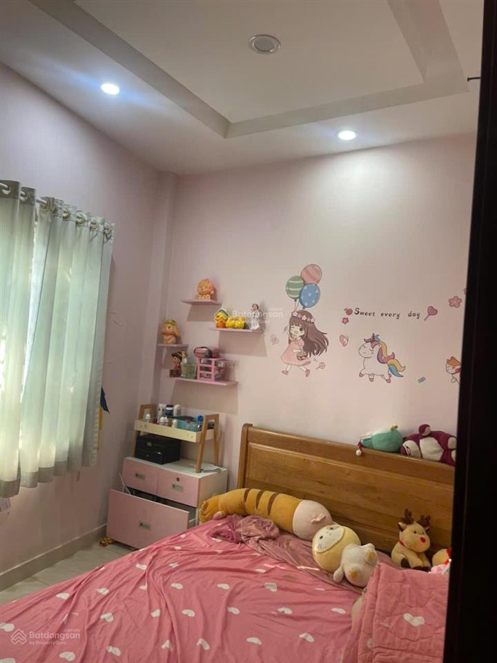 Nhà 3 tầng đường dân chủ p bình thọ, thủ đức. ô tô trước nhà. giá quá rẻ luôn,