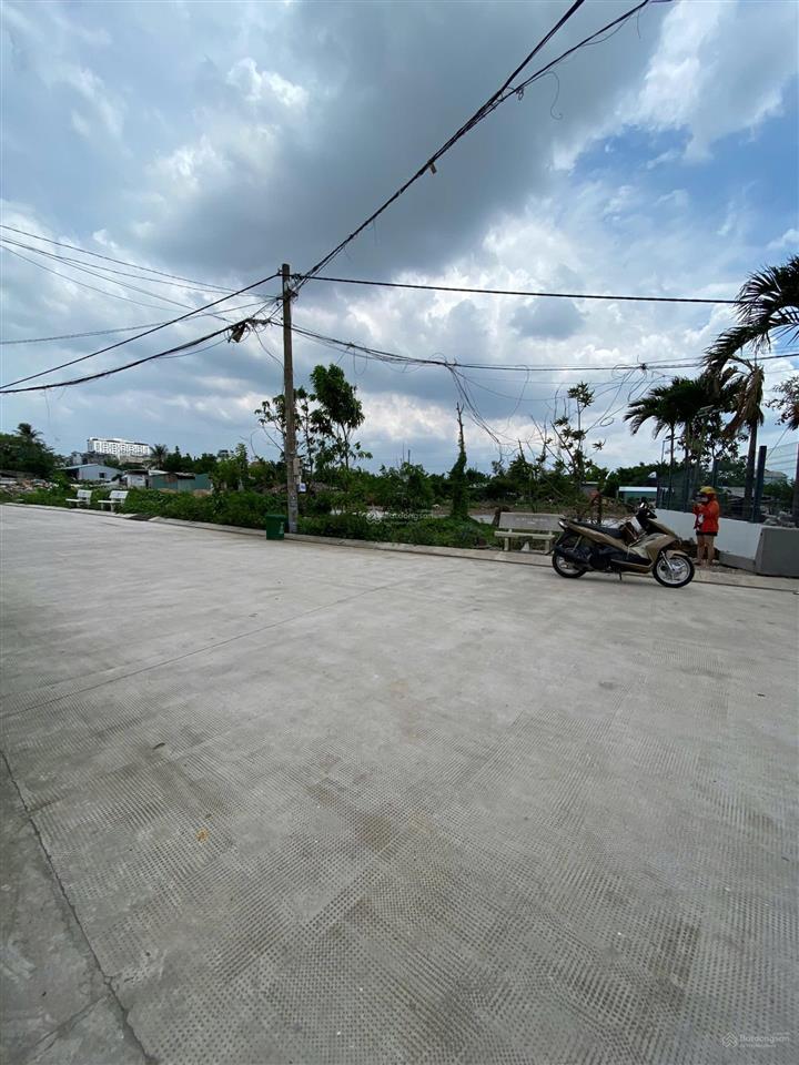 Hàng thơm  245m2 đất trường thọ thủ đức, ngang 9m, vuông vứt đường ô tô to đùng, giá 12tỷ thương l