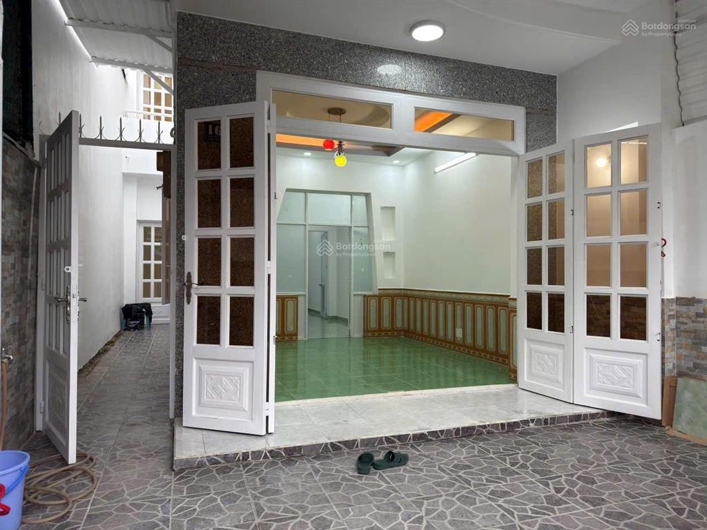 Nhà mặt tiền kinh doanh đường số 8 trường thọ, giá tốt, tiện xây mới