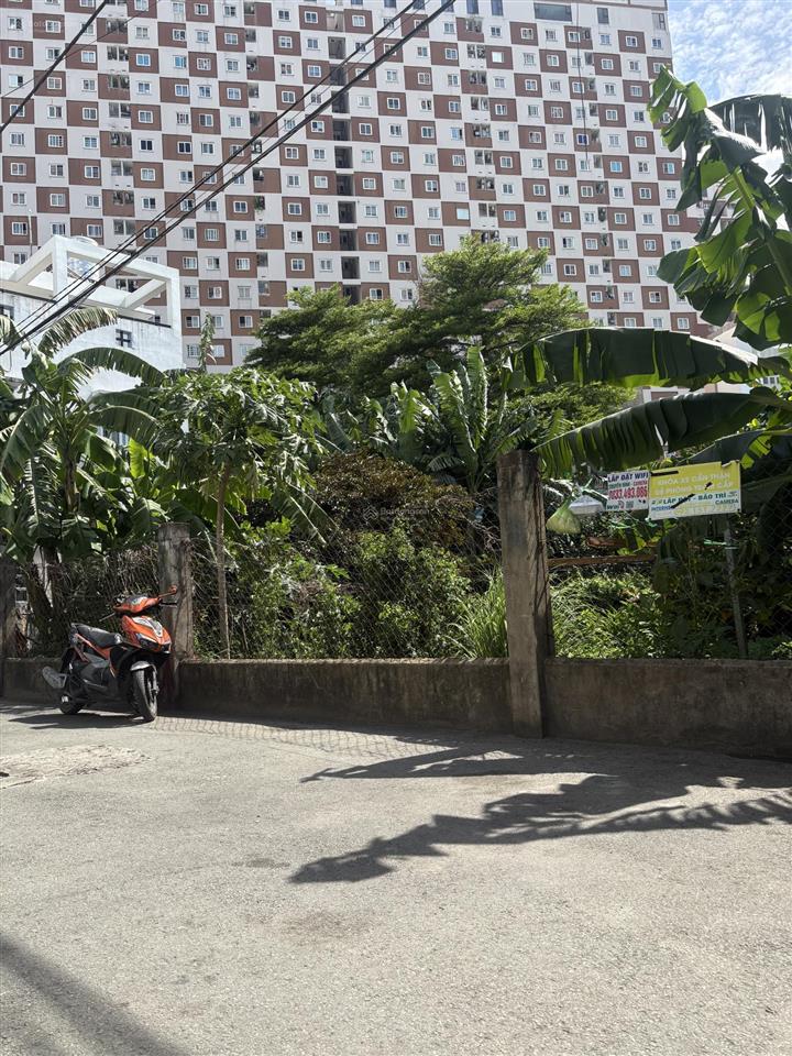 130m2 đất ngay chung cư đạt gia, đường ô tô tránh nhau. ngang 8m đất vuông vứt