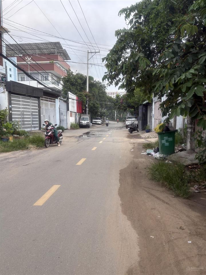Nhanh mới kịp ạ, bán gấp 400m2 đất ngang 10m nở hậu đẹp. mặt tiền đường số, linh đông, thủ đức