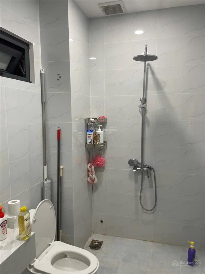 Hàng thơm nhà 3 tầng ngay vincom, võ văn ngân, thủ đức giá chỉ 4tỷ5. kết cấu 1 trệt 2 lầu