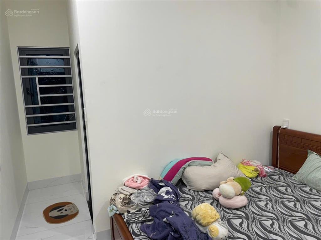 Hàng thơm nhà 3 tầng ngay vincom, võ văn ngân, thủ đức giá chỉ 4tỷ5. kết cấu 1 trệt 2 lầu
