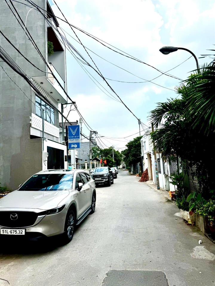 Căn góc. đất mặt tiền đs7 linh tây, thủ đức. thông ra phạm văn đồng. diện tích 5x12=60m2 giá 6tỷ2.