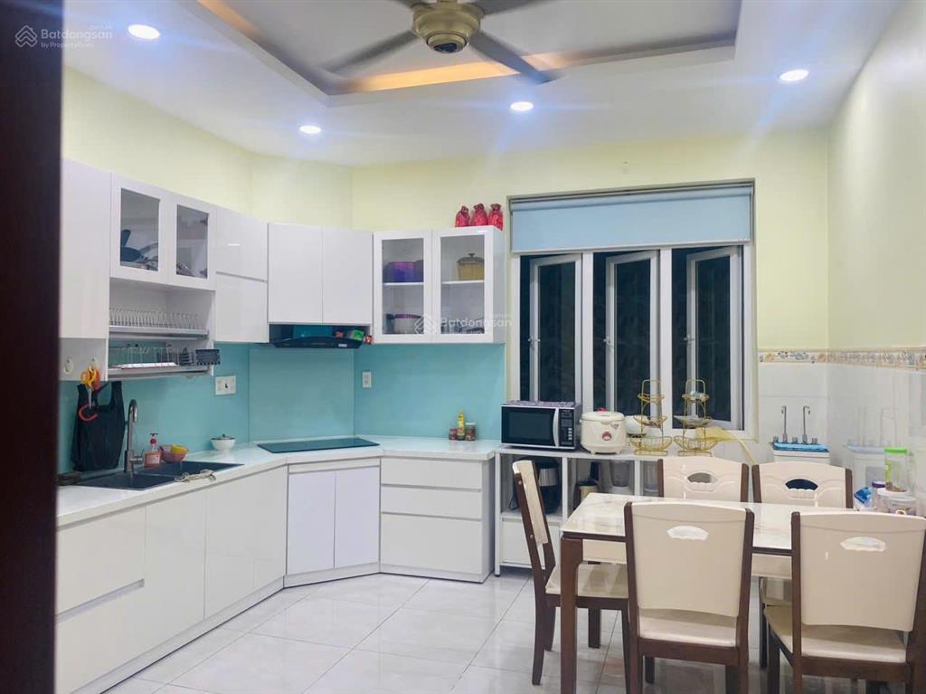 Siêu hiếm! mtkd nguyễn hồng đào  ba vân, p14, q tân bình, dt 4,8mx20m. 4 tầng, nhà mới, giá 16 tỷ