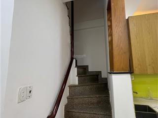 Chủ nhà ngộp cần bán gấp nhà đường bàu cát đôi, p12, q.tân bình, giá hơn 10 tỷ chút.  0937 333 ***