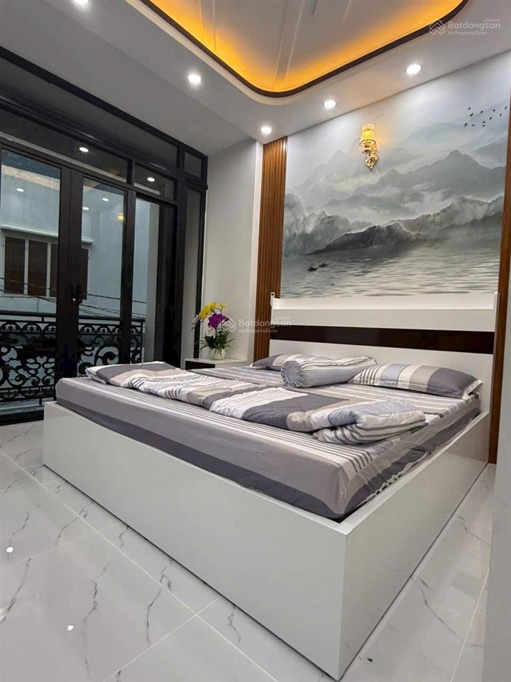 Chủ nhà cần bán gấp nhà mt trương công định,q tân bình,dt 125m2 ( 5x25) giá 30 tỷ tl.  0937 333 ***