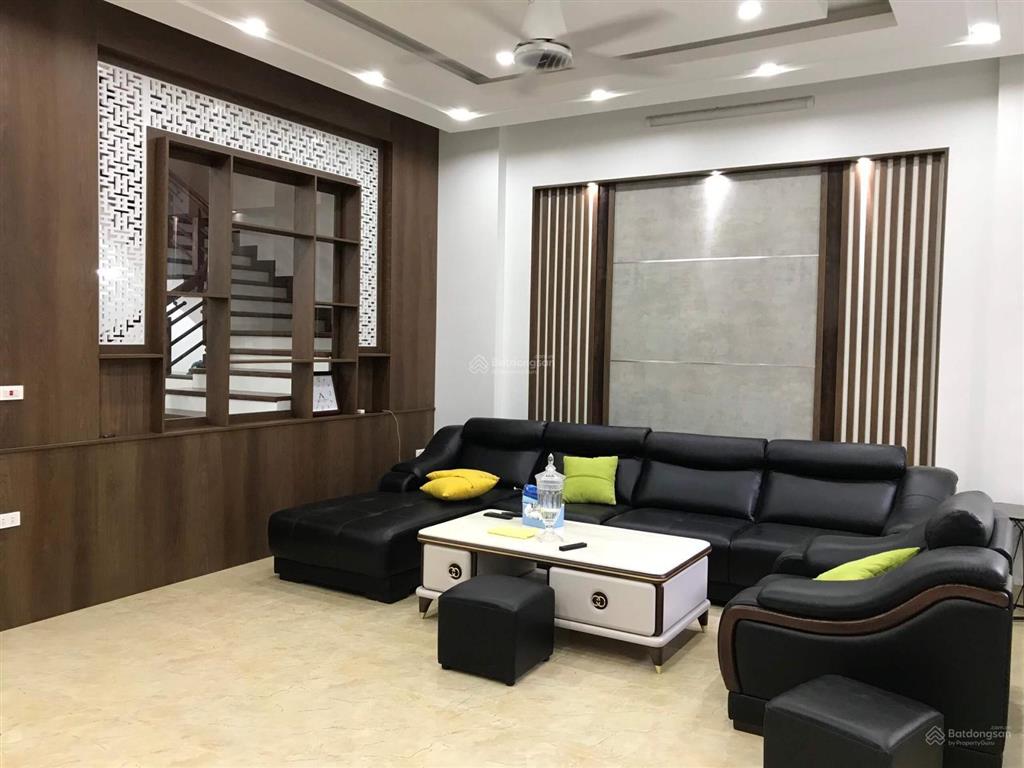 Cần bán biệt thự đường lê thúc hoạch, q. tân phú, dt 200m2, 3 tầng, giá về 26 tỷ tl,  0942 666 ***