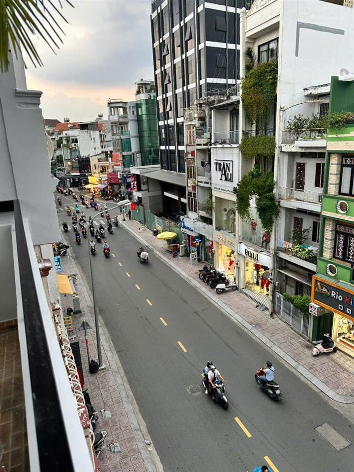 Bán nhà mặt phố tại độc lập, tân thành, q. tân phú, 19 tỷ, 140m2  hàng hiếm tại giá ưu đãi