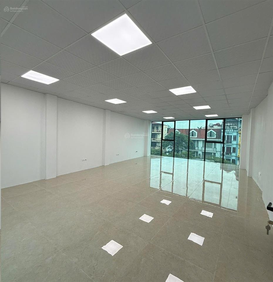 Cực hiếm  bán nhà mặt phố đào tấn, hn, s=160m2, 5 tầng, mt 6.5m. chỉ 120 tỷ  oto tránh.