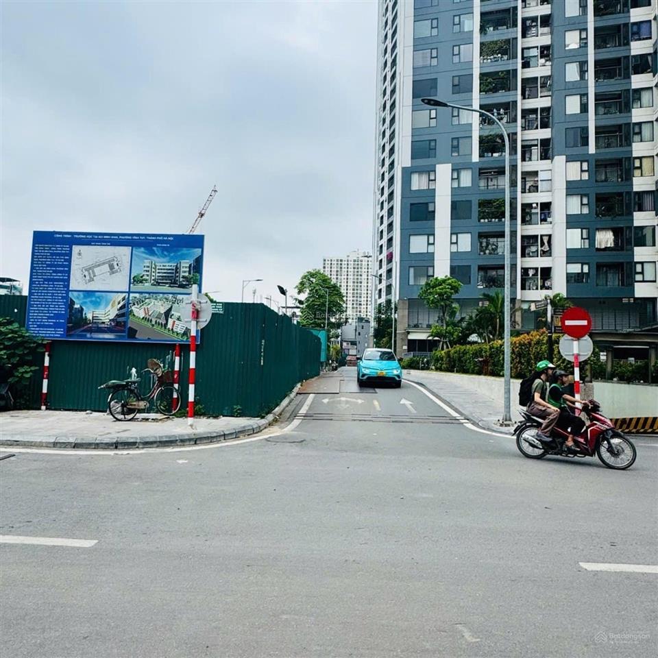Chỉ 6,95 tỷ, kiốt sky garden 42m2 x 1 tầng, dòng tiền hơn 15tr/tháng, lô góc 2 thoáng
