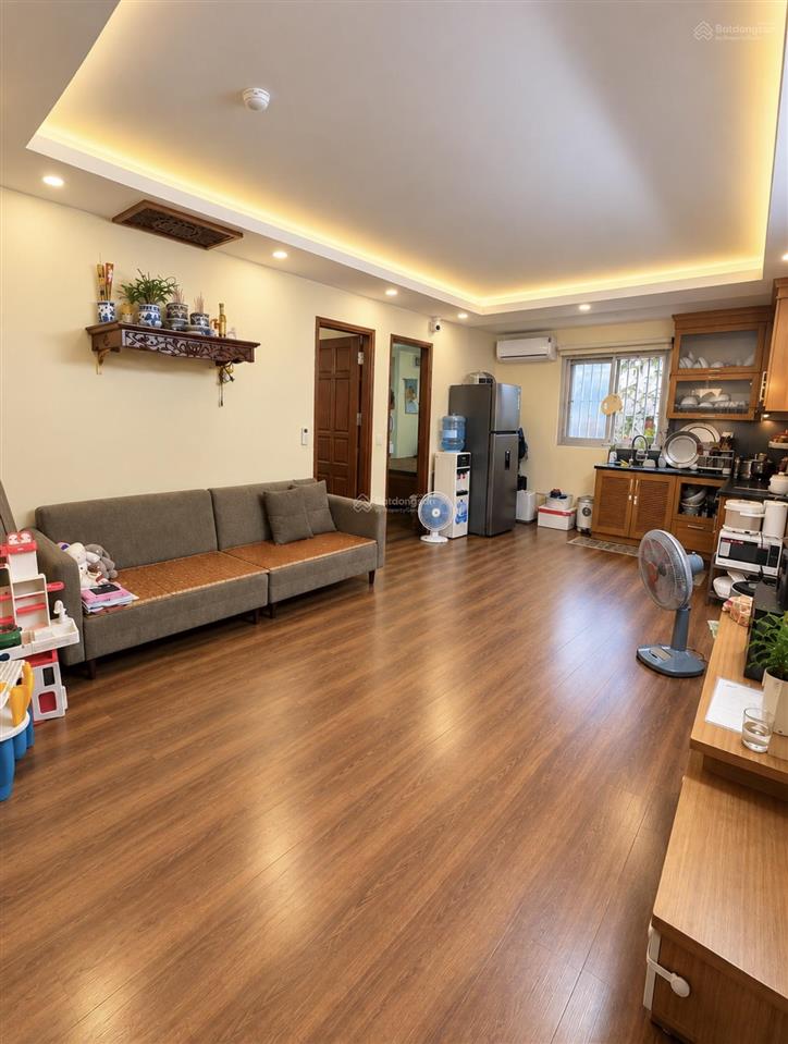 Chỉ 2.8 tỷ, căn hộ 2pn phường bồ đề 60m2, sẵn sổ đỏ, gần cầu chương dương