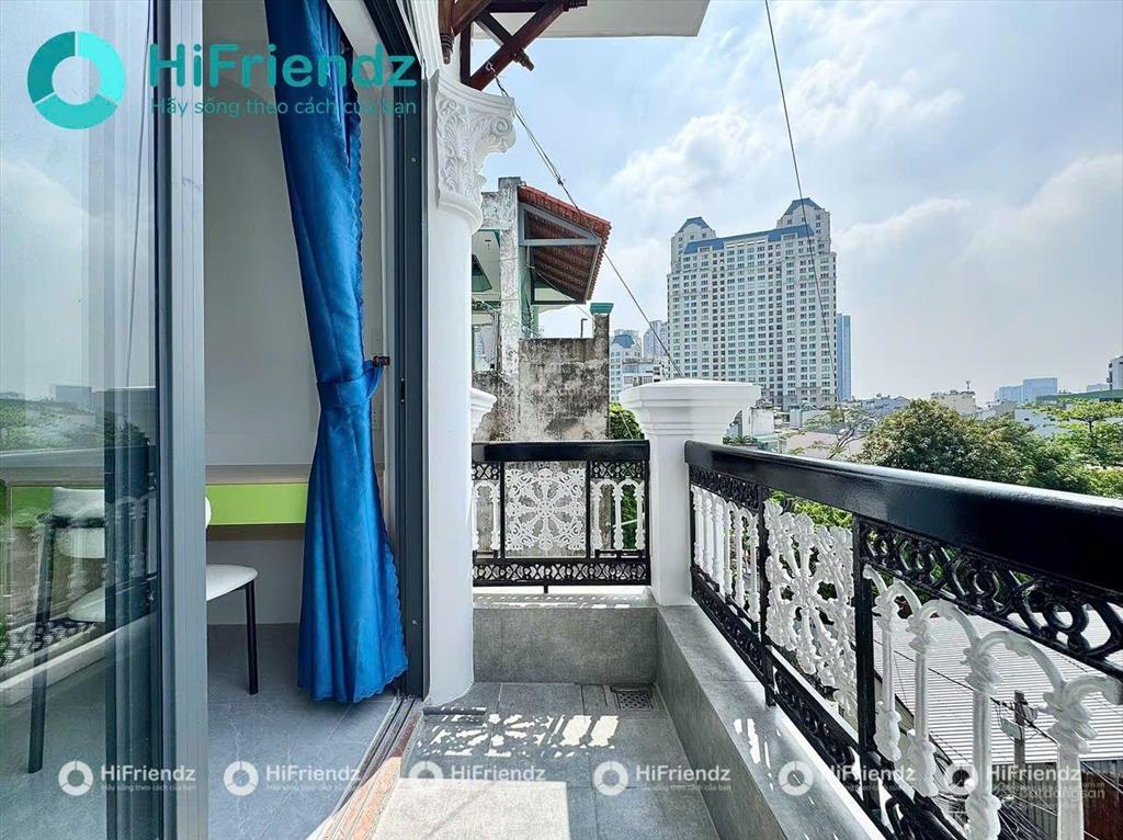 Căn hộ 1 phòng ngủ tách bếp ban công, full nội thất new 100% rộng 60m²