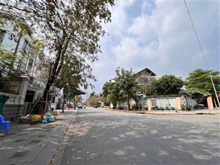 Chủ ngộp bank  cần bán gấp lô đất an phú quận 2  dt 5mx20m  16,3 tỷ