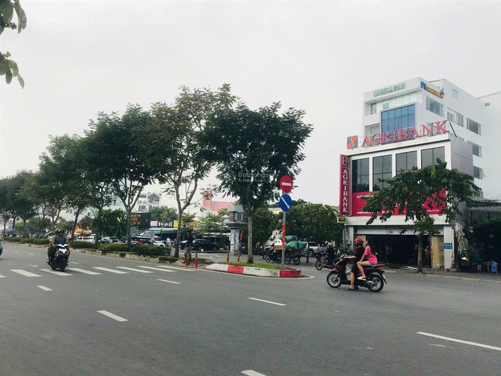 Bán lô đất góc 2 mặt tiền ngay trần não  108m2  shr  19 tỷ