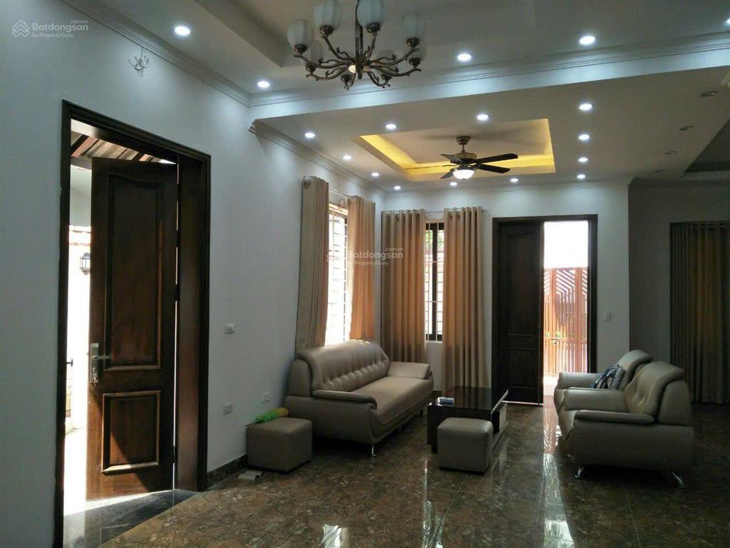 Cho thuê nhà simco vạn phúc, hđ	dt250m 3 tầng, mt 9m, t1 thông sàn, trên chia 2 phòng điều hòa nl