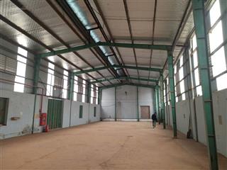 Cho thuê kho ql6 biên giang, hđ khung sắt mái tôn, dt 520m2, điện 3fa, nước sạch, xe cont đỗ cửa