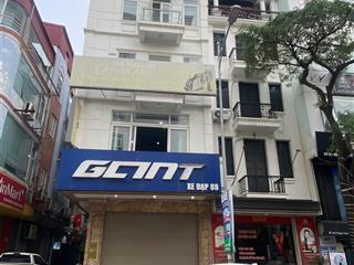 Cho thuê nhà trần quốc hoàn,
dt 60 m2, 6 nổi, 1 hầm, mt 5 m
các tầng thông sàn.thang máy.điều hòa