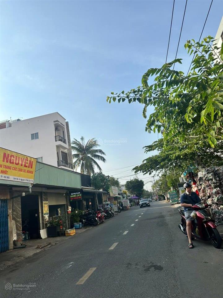 Shop house 4.9 tỷ mặt tiền kinh doanh đường số 23 đang cho thuê 15 triệu/ tháng, khu bên sông