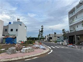 Hàng ngộp ngay đường nguyễn hữu trí, tân túc, bình chánh ,lô 80m2, giá ngộp chủ thu về 2 tỷ 6, shr