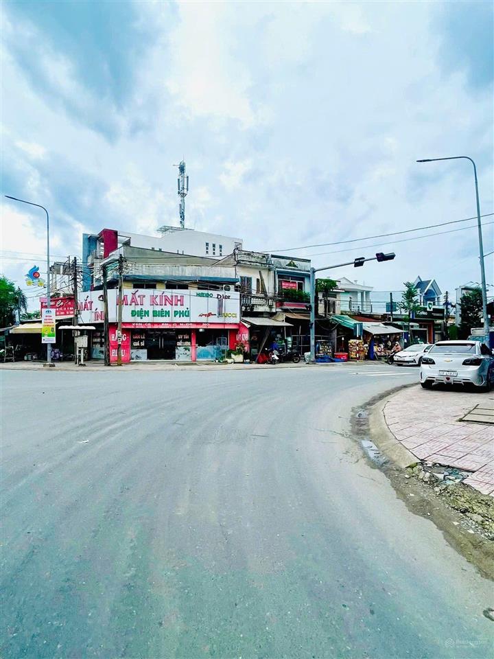 Bán lô 100m2 ngay đường nguyễn thị hạnh  ngay vinhome hậu nghĩa  giá rẻ 102! 1 tỷ950. shr