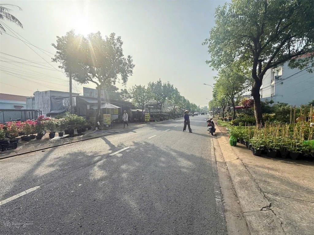Cơ hộ nhân đôi tài sản khi mua lô đất đầu tư ngay vin home hóc môn  diện tích 90m2 giá 2 tỷ , shr