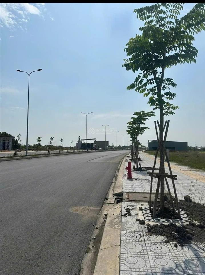 Kdt mới hậu nghĩa, cơ hội vàng đón sóng đầu tư tthc mới của tỉnh tây ninh , dt  120m2  giá 2tỷ5 !