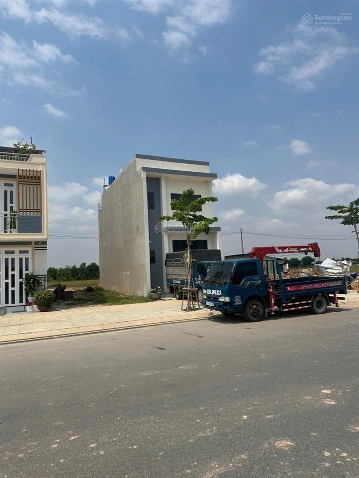 Kdt mới hậu nghĩa, cơ hội vàng đón sóng đầu tư tthc mới của tỉnh tây ninh , dt  120m2  giá 2tỷ5 !