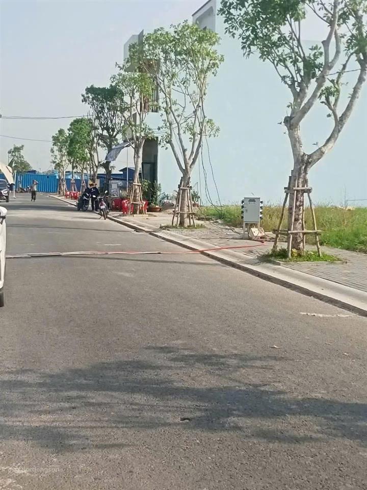 Kdt mới hậu nghĩa, cơ hội vàng đón sóng đầu tư tthc mới của tỉnh tây ninh , dt  120m2  giá 2tỷ5 !