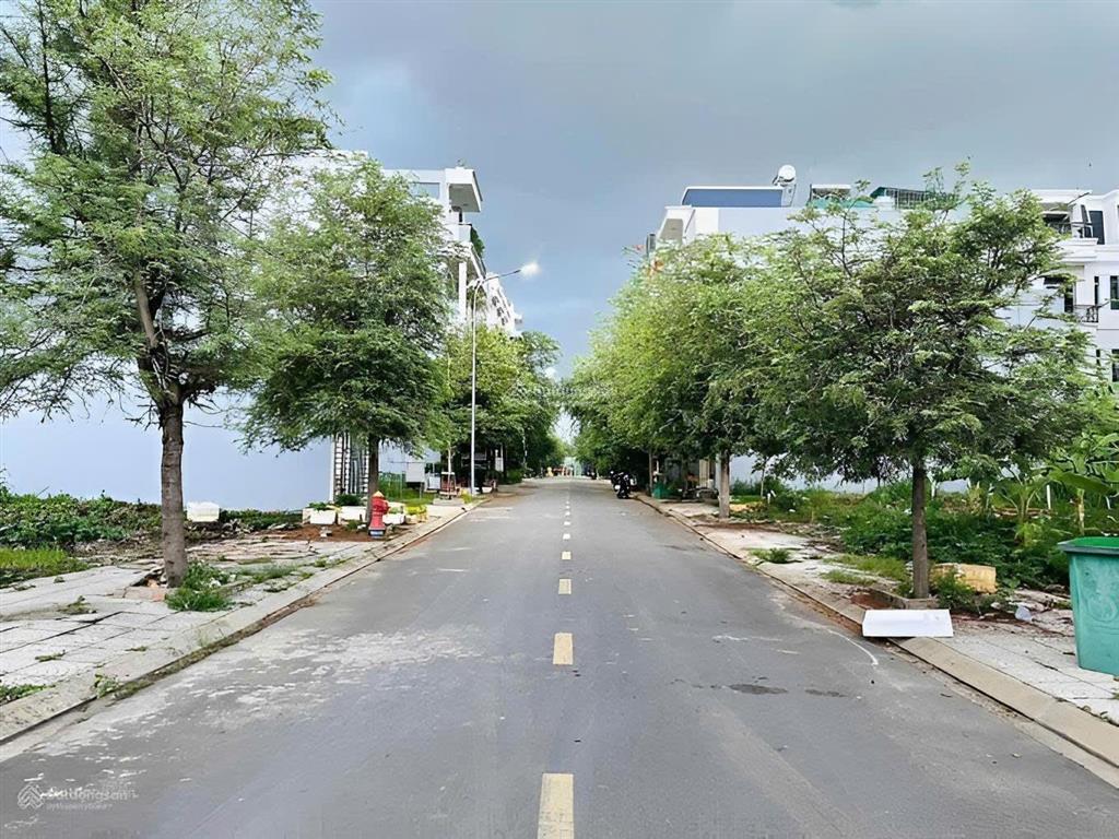 Bán đất phường an thới đông q12  the garden view , lô 88m2 giá ngộp 3tỷ5 .shr !