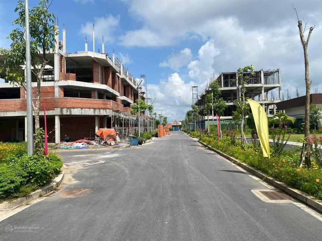 Đất gần tiện ích, đường lớn, nhà gần trường đó là điều mà khách hàng nào cũng ưu tiên. 80m23ty