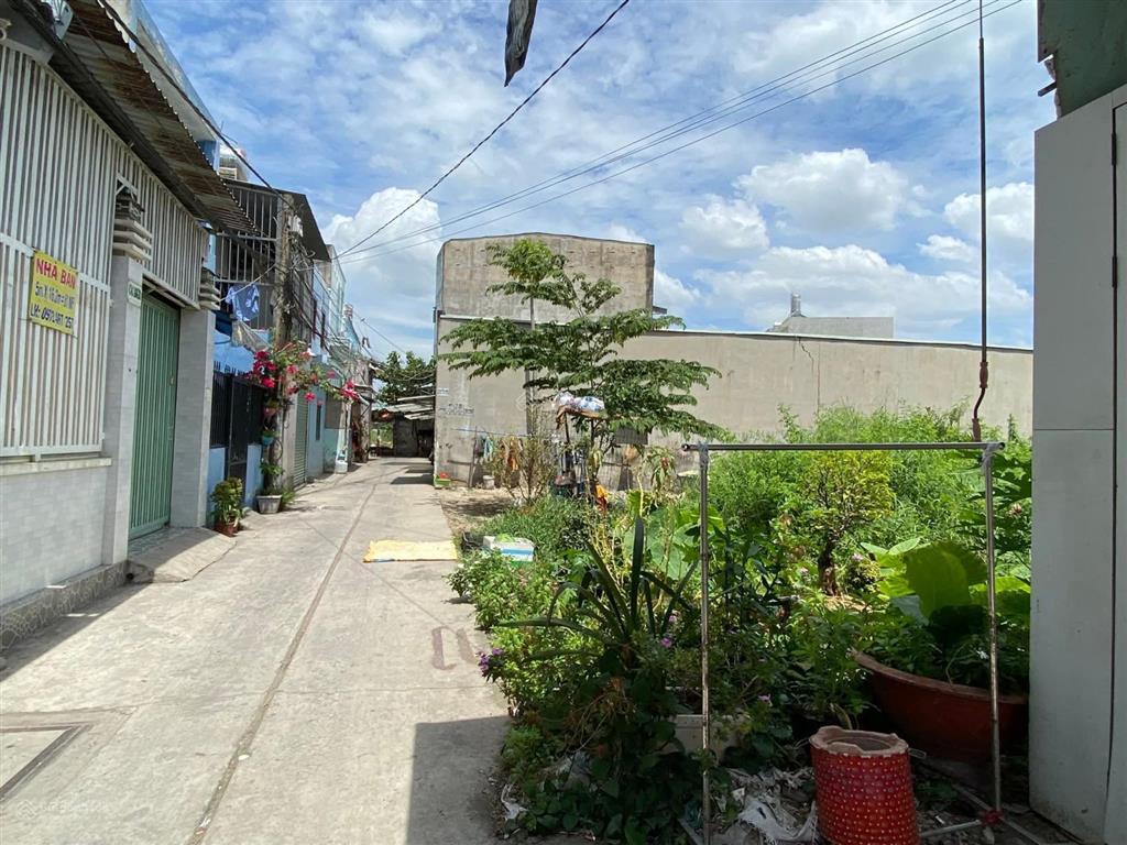 Bán lô đất thổ cư ngay chợ bờ ngựa  tân kiên  phường bình chánh, 92m²3tỷ770. đường nhựa 15m