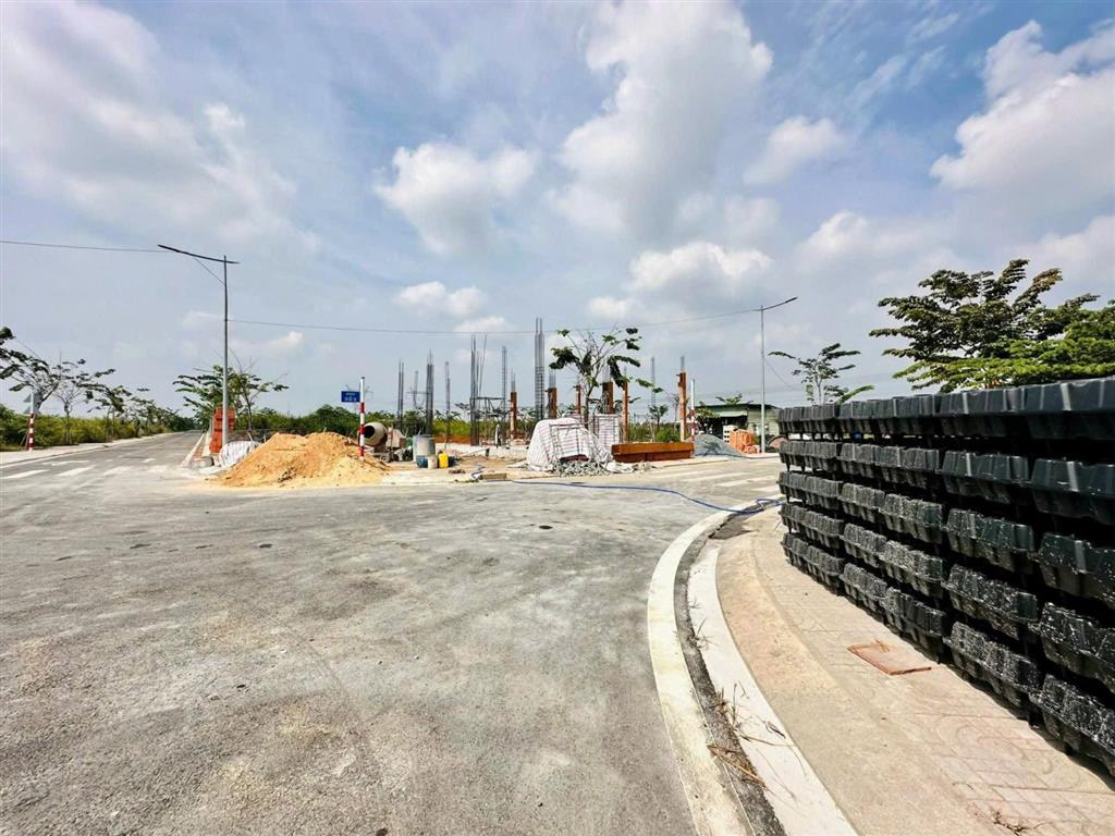 Sở hữu 90m ngay khu đô thị mega city thứ 2 của sài gòn, liền kề đại học vinhome