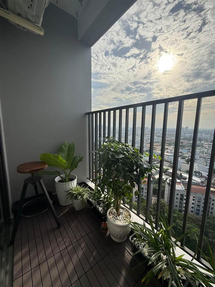 Căn hộ giá rẻ ngay bình tân, gần siêu thị go dt 56m2  1 tỷ 7. mua ở ngay hoặc cho thuê