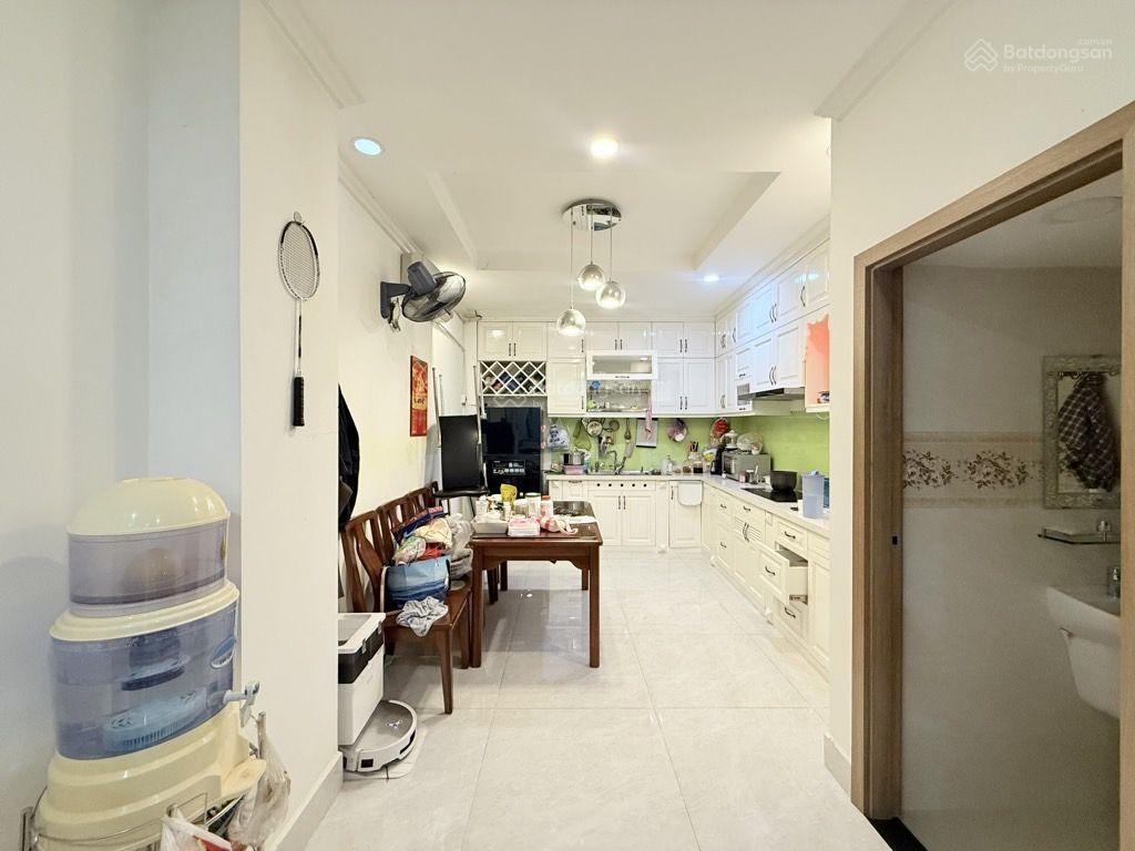 Nhà 4 tầng dt 60m2 bùi đình túy bình thạnh