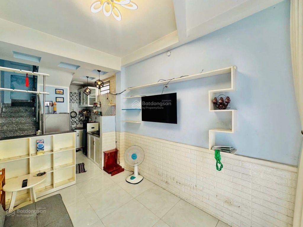 Nhà 4 tầng btct dtsd 65m2 phạm văn đồng  bình thạnh