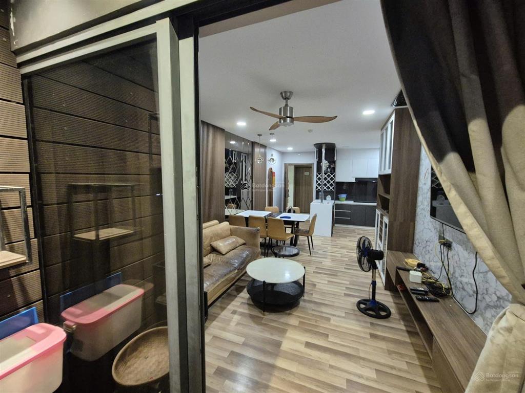 De capella cho thuê 3pn 94m2 full nội thất giá 23tr/tháng 0982 828 ***
