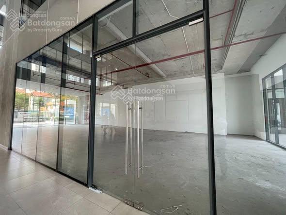 Cho thuê shophouse, mặt bằng văn phòng de capella trung tâm q2, giá thuê 45tr/tháng 0982 828 ***