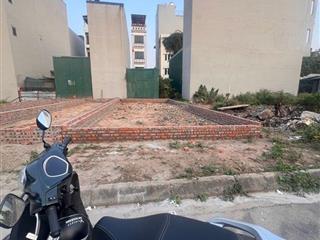 Hot  đất dịch vụ phú vinh  42m  lô nhỏ  hiếm  dễ thanh khoản  ngõ thông  kinh doanh đỉnh