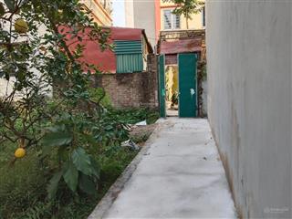 Bán mảnh đất 30.5m2 tại đỗ nha (xuân phươnghn), giá 130tr/m2, sổ cất két, trung tâm làng miêu nha