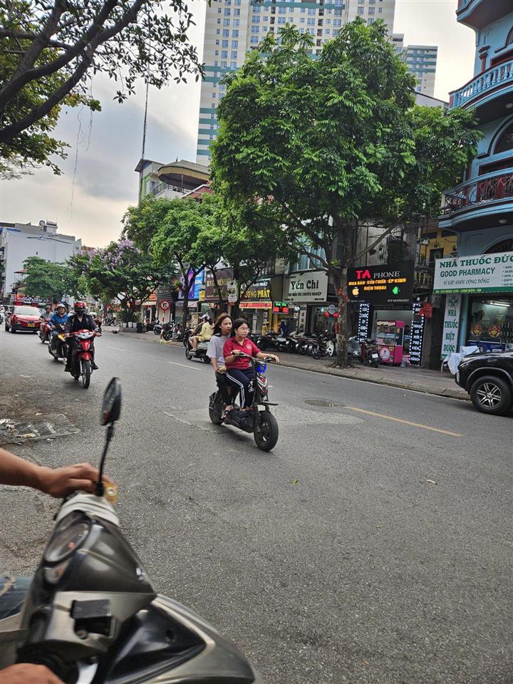 Hiếm có khó tìm đất mặt phố nguyễn sơn vỉa hè rộng kinh doanh sầm uất 50m2 mặt tiền đẹp