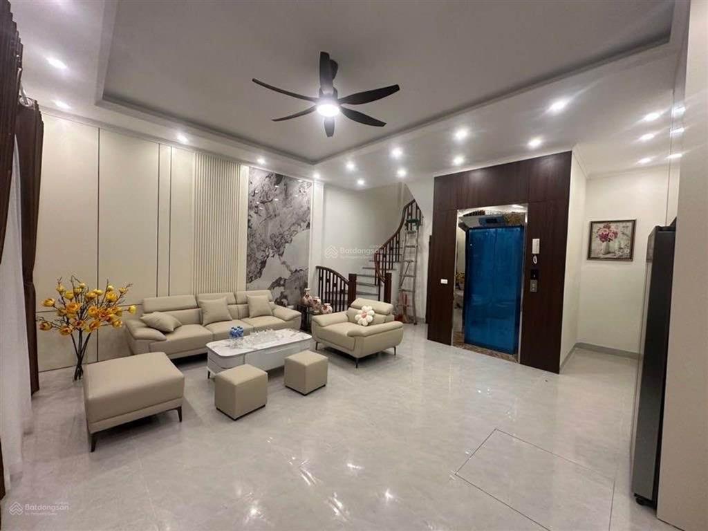 Việt hưng 72m²  6 tầng thang máy  gara ô tô  ngõ thông  kinh doanh  giá chỉ 190 triệu/m²