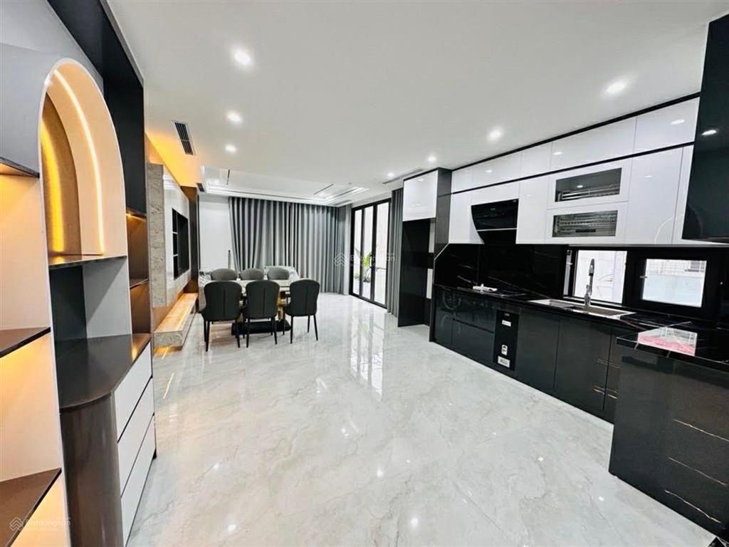 Việt hưng 72m  6 tầng thang máy  gara ô tô  ngõ thông  kinh doanh  giá chỉ 190 triệu/m