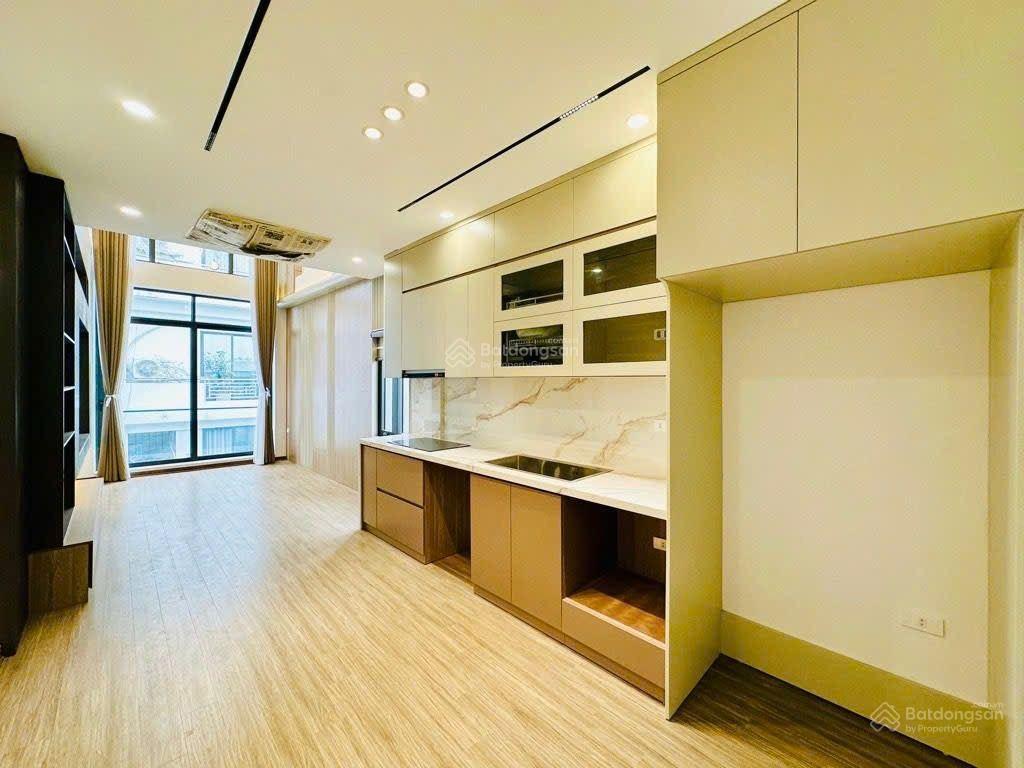 Bán nhà bồ đề 51m², 7 tầng thang máy ô tô tránh, dòng tiền chỉ 15,7 tỷ