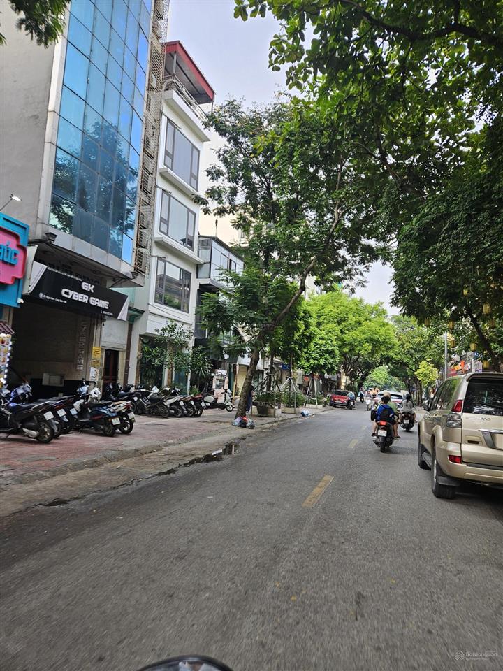 Việt hưng nhà dân xây 5 tầng lô góc 2 thoáng giá chỉ 9,6 tỷ