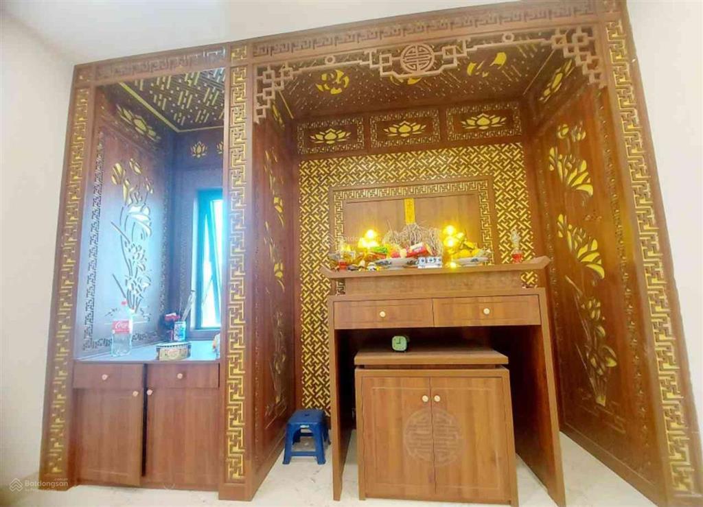Phúc đồng nhà dân xây đẹp gara ô tô ngõ thông sát vinhomes riverside