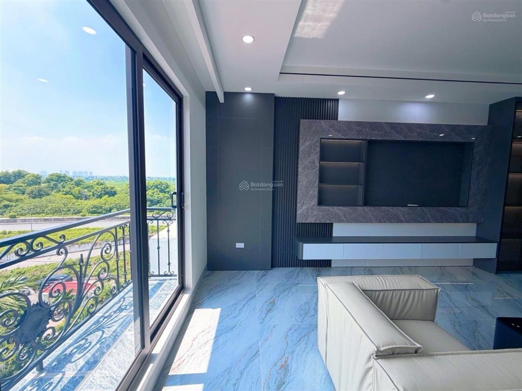 Hàng xóm aeon long biên ngõ thông ô tô 55m, 7 tầng duplex 14,5 tỷ.
