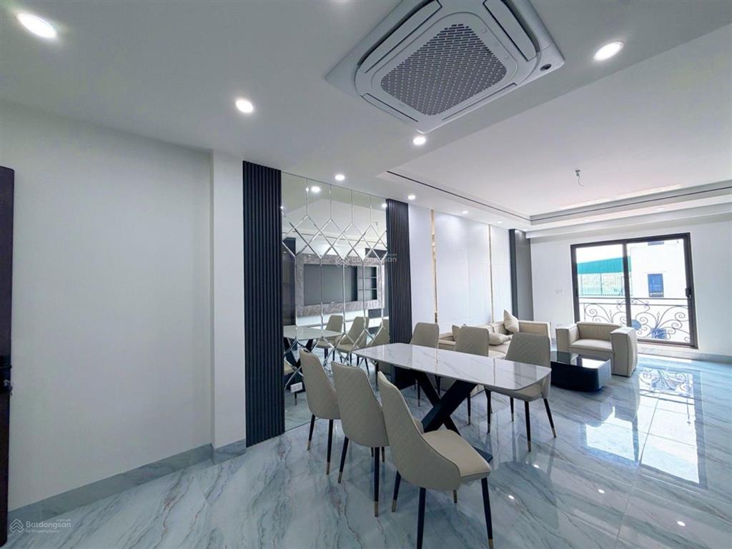 Hàng xóm aeon long biên ngõ thông ô tô 55m, 7 tầng duplex 14,5 tỷ.