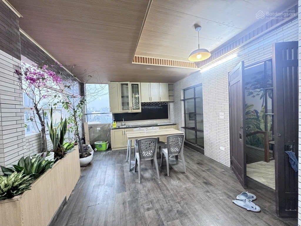 Nguyễn văn cừ 51m 5 tầng ngõ ô tô nhà mới đẹp dân xây 11,8 tỷ,